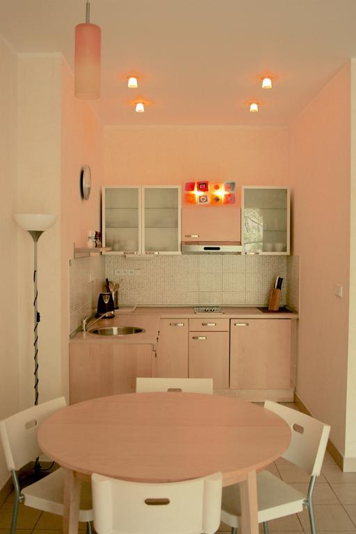 Modern And Cozy Apartment Close To Center Prag Exteriör bild