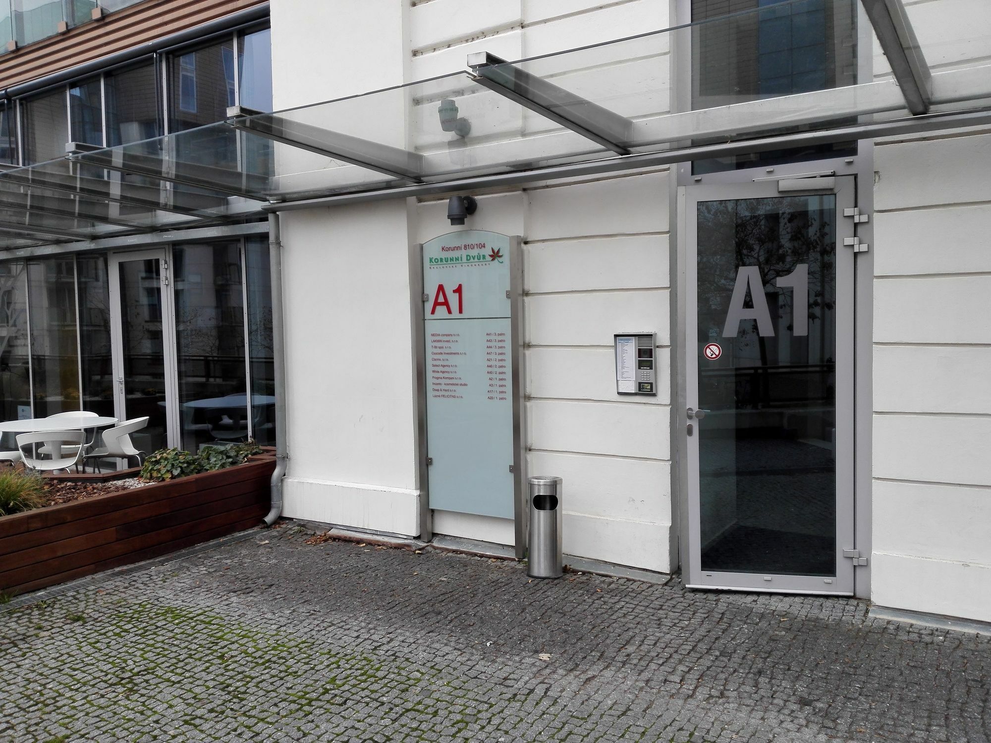 Modern And Cozy Apartment Close To Center Prag Exteriör bild